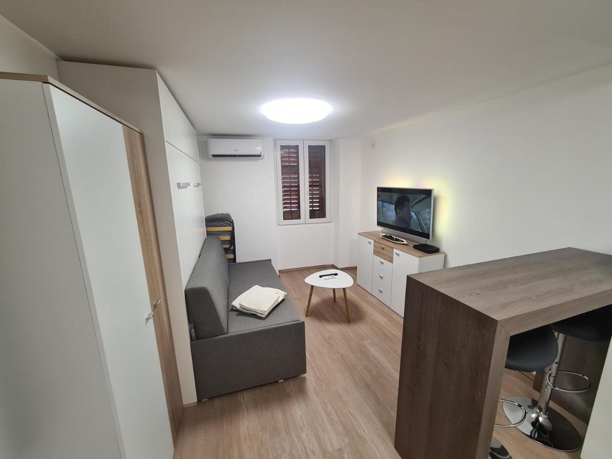 Appartement Apartma Sasko à Izola Extérieur photo
