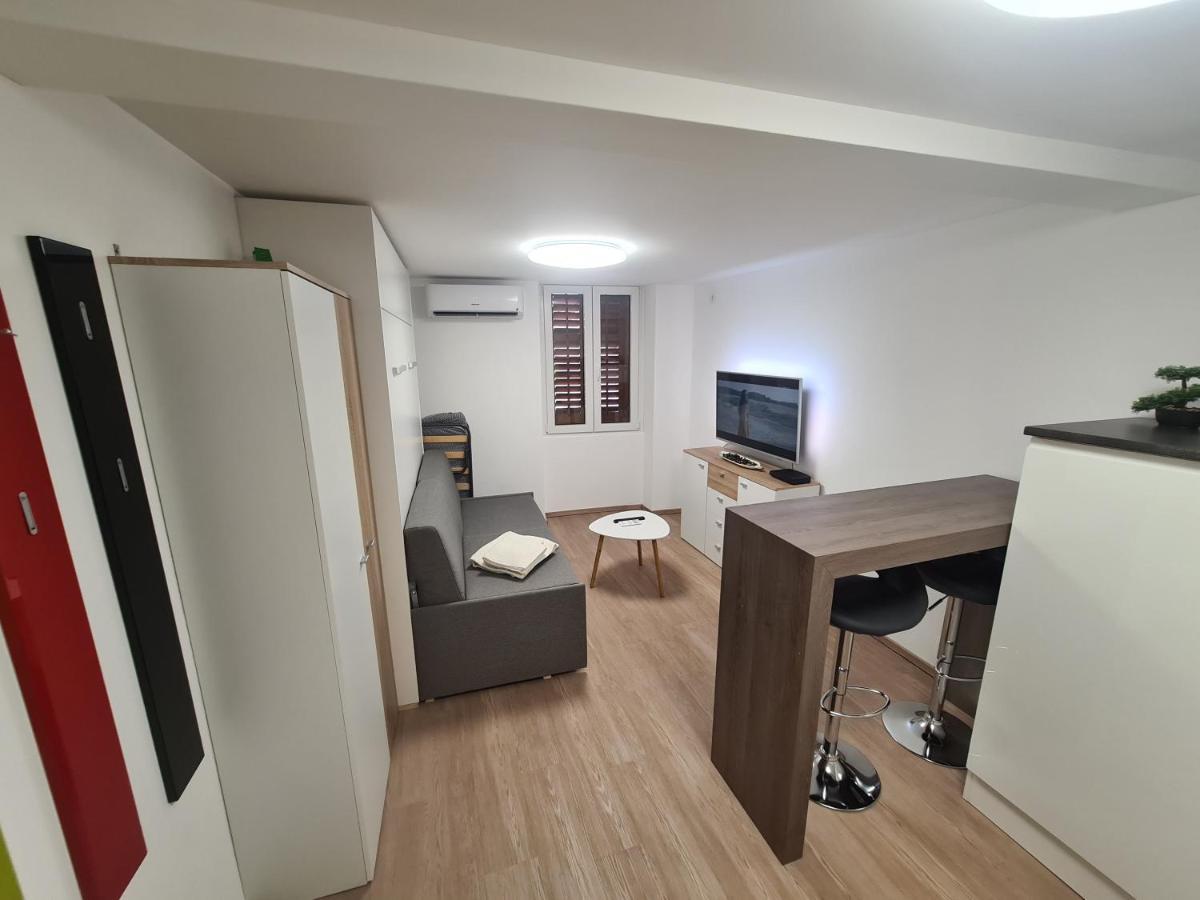 Appartement Apartma Sasko à Izola Extérieur photo